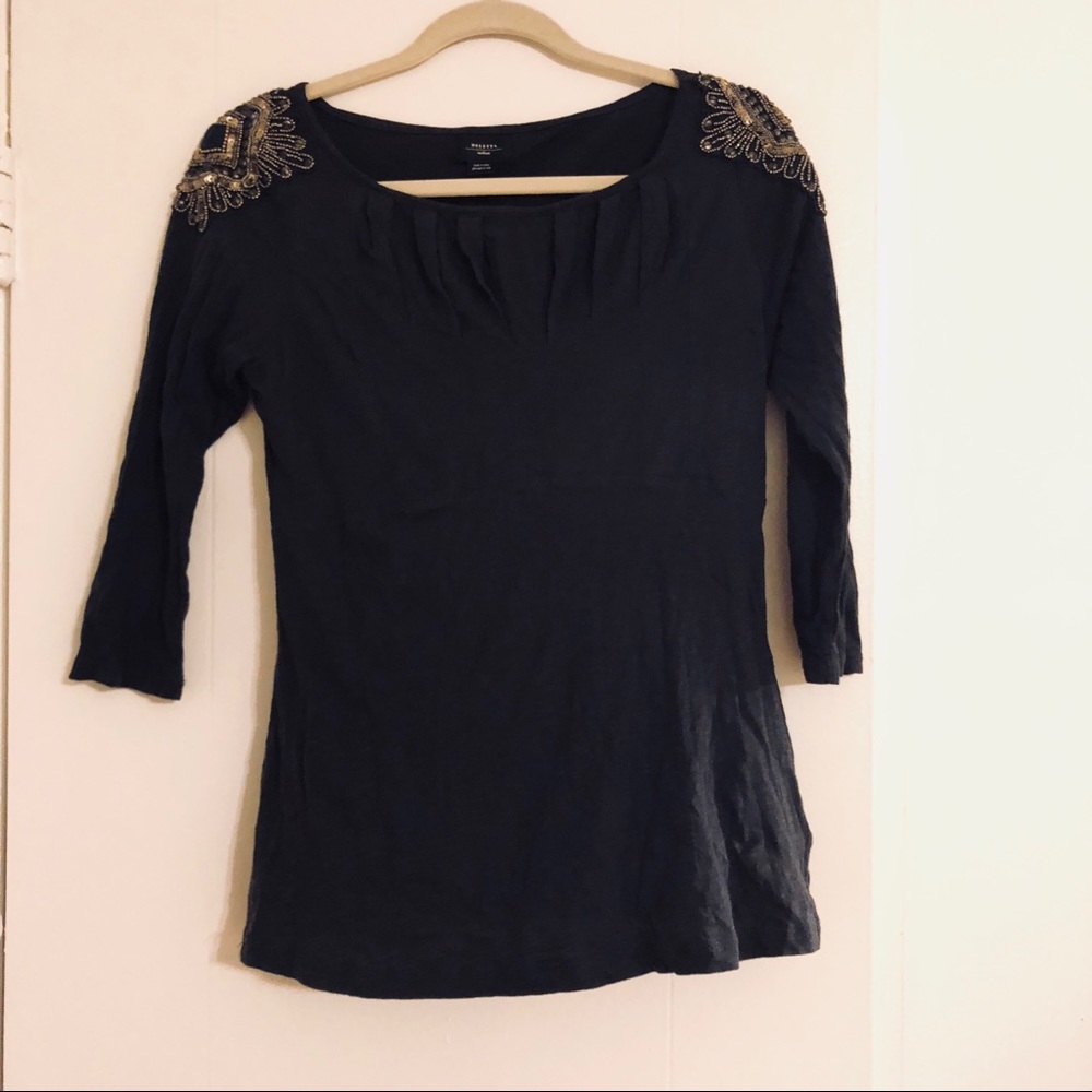 SALE✨Anthropologie Sequin Shouldered Top